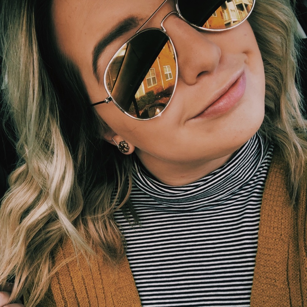 Meet your Posher, Kaitlynn